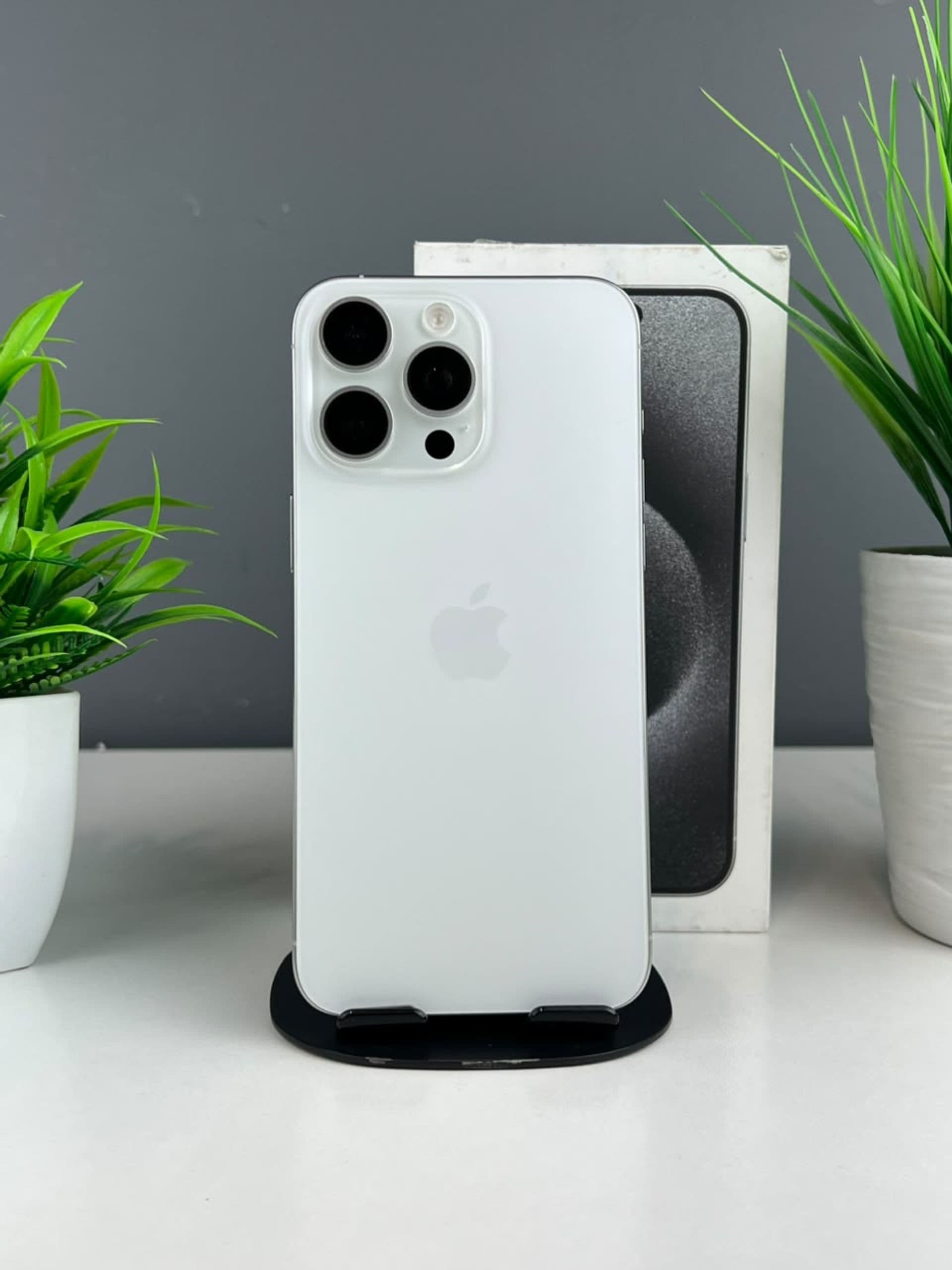 iPhone 15 Pro Max, 256 ГБ, Белый
