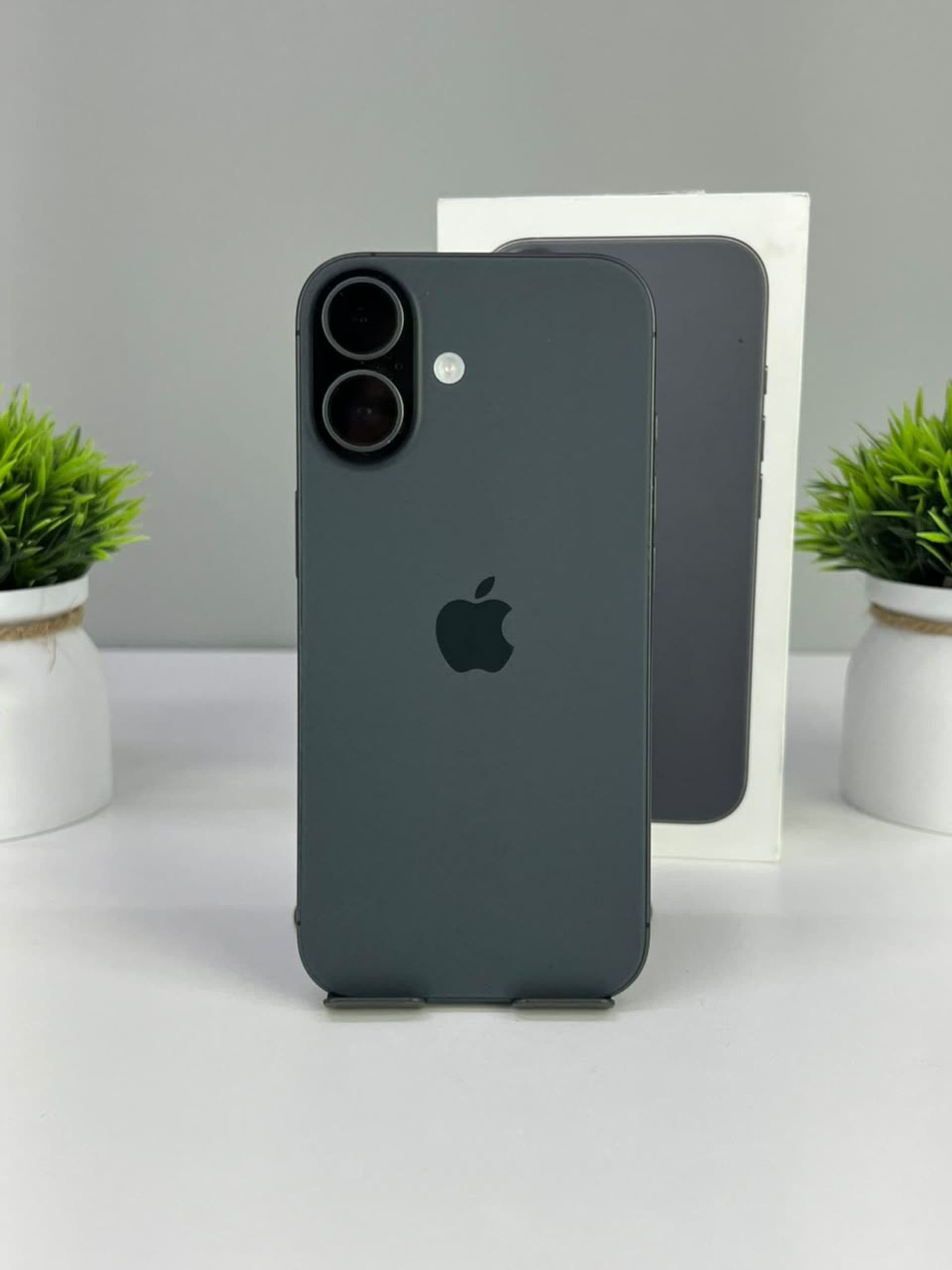 iPhone 17, 256 ГБ, Черный