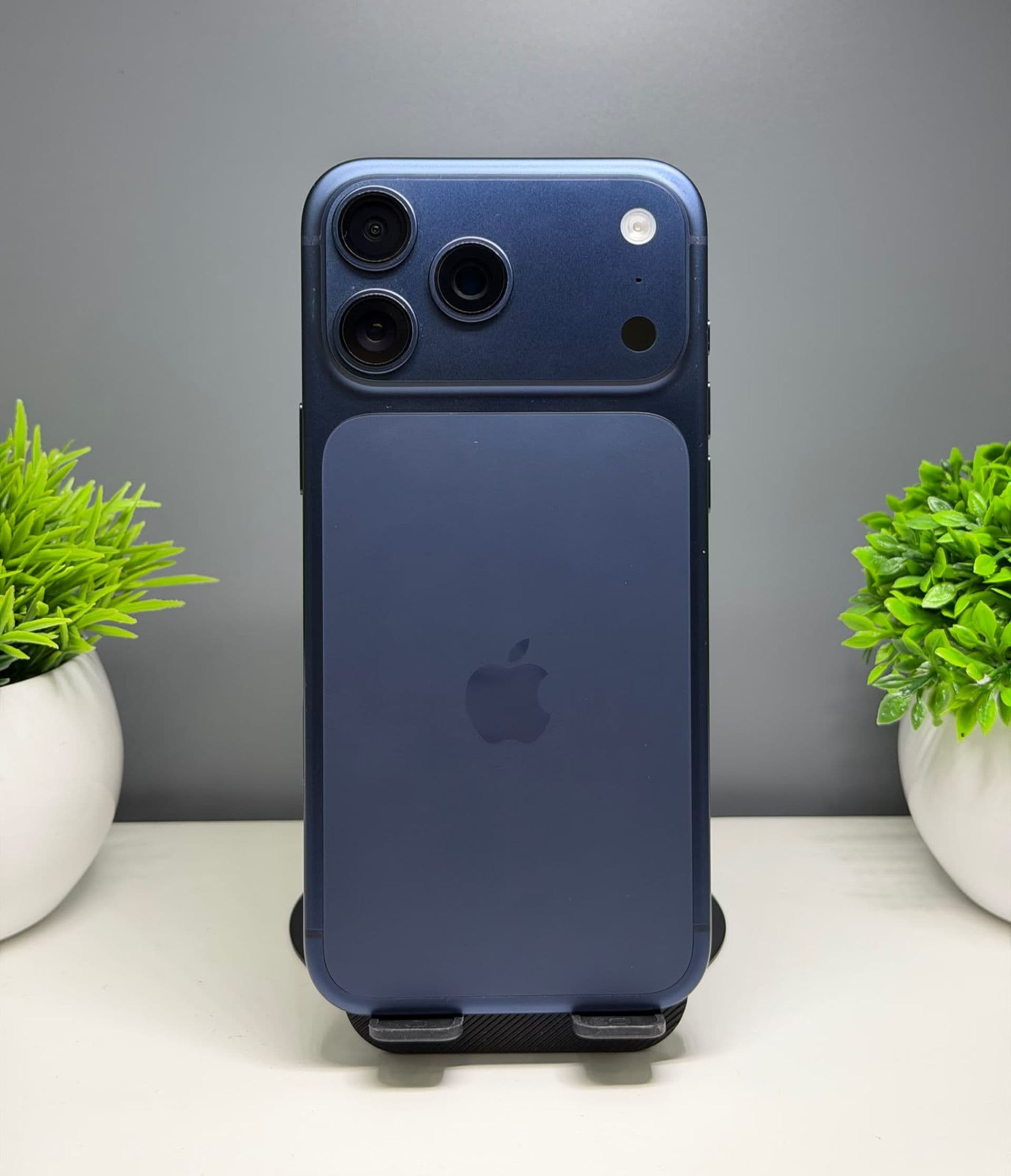 iPhone 17 Pro Max, 256 ГБ, Синий