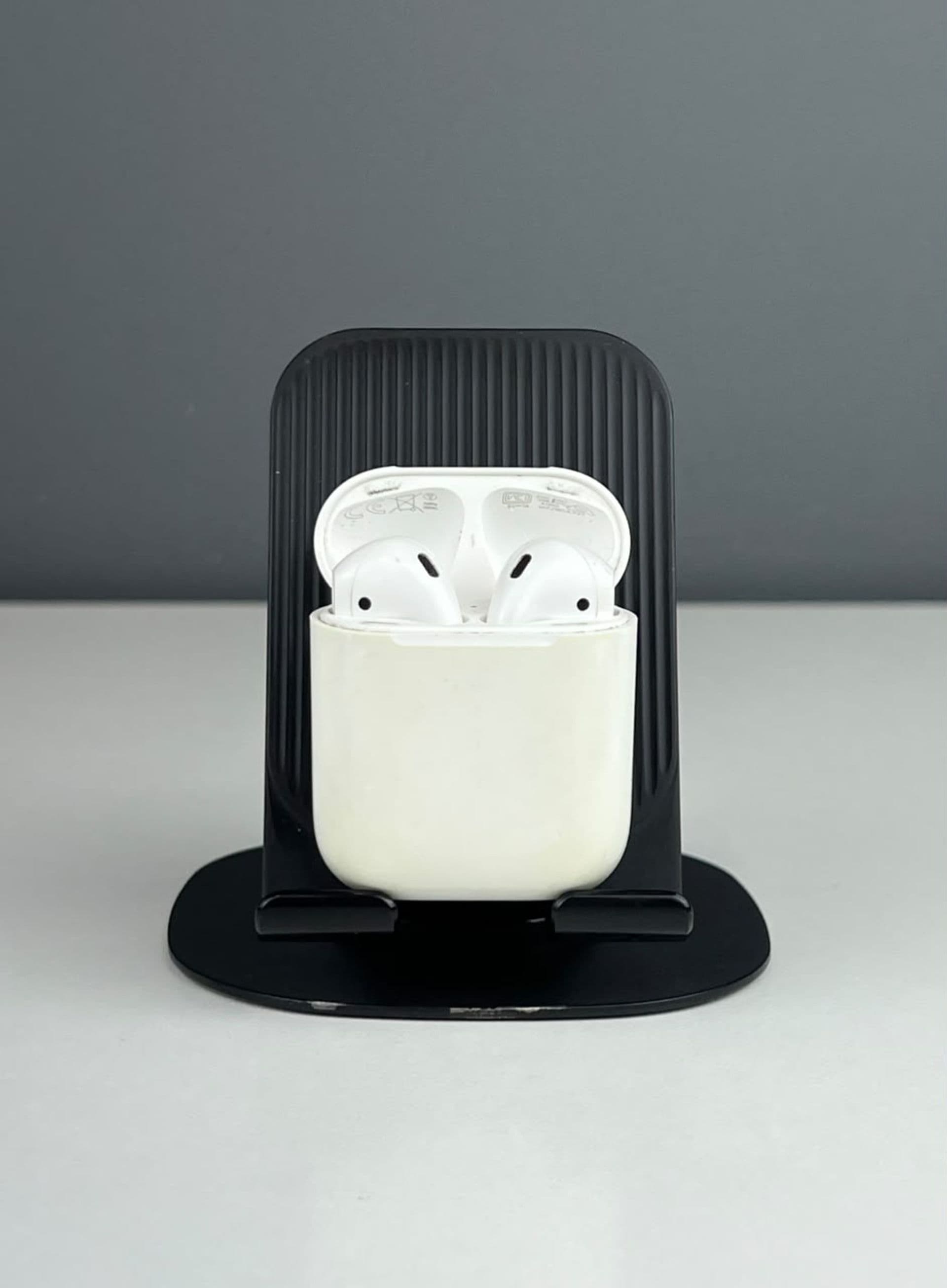 AirPods 2 series