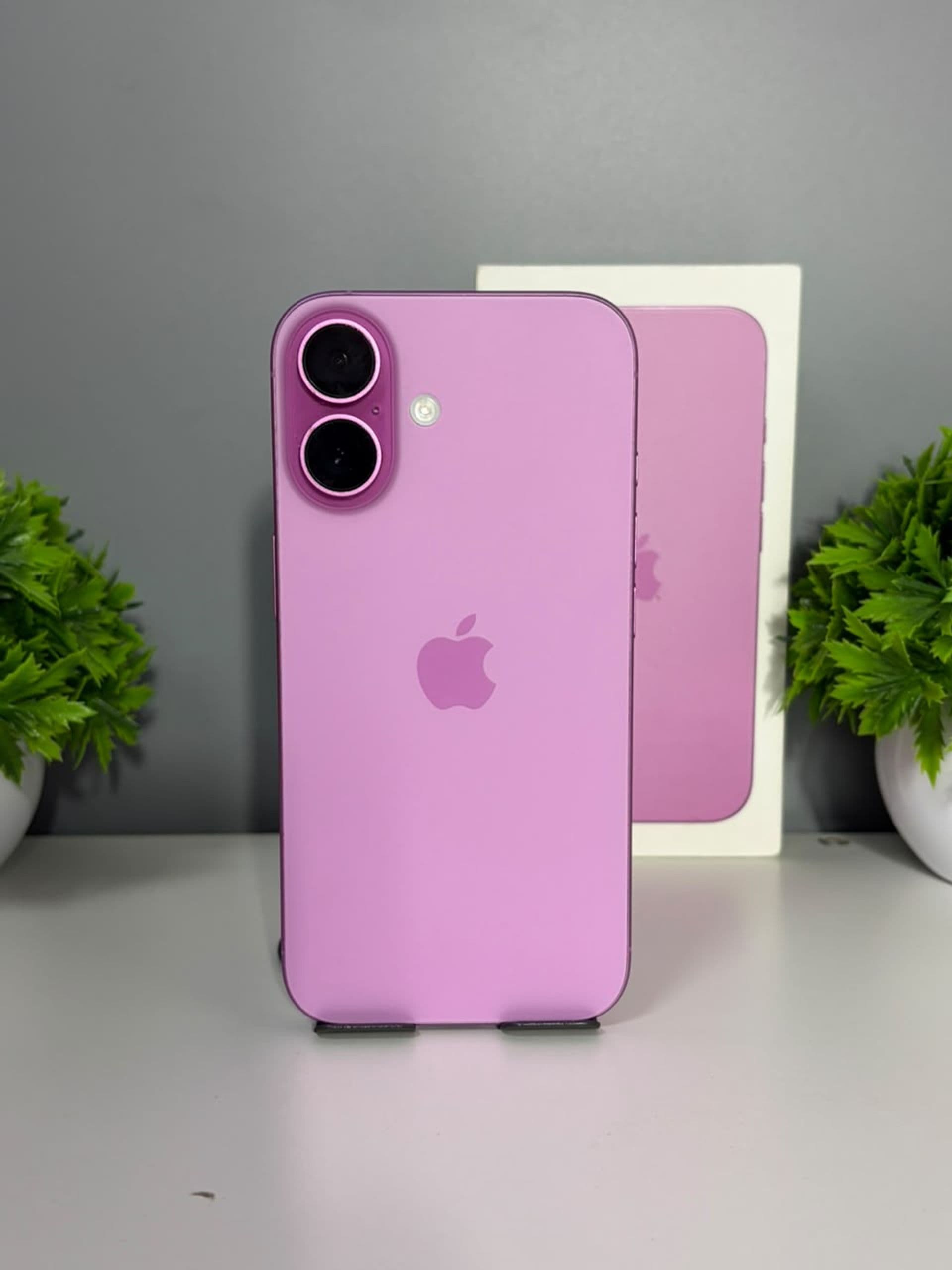iPhone 16, 128 ГБ, Розовый