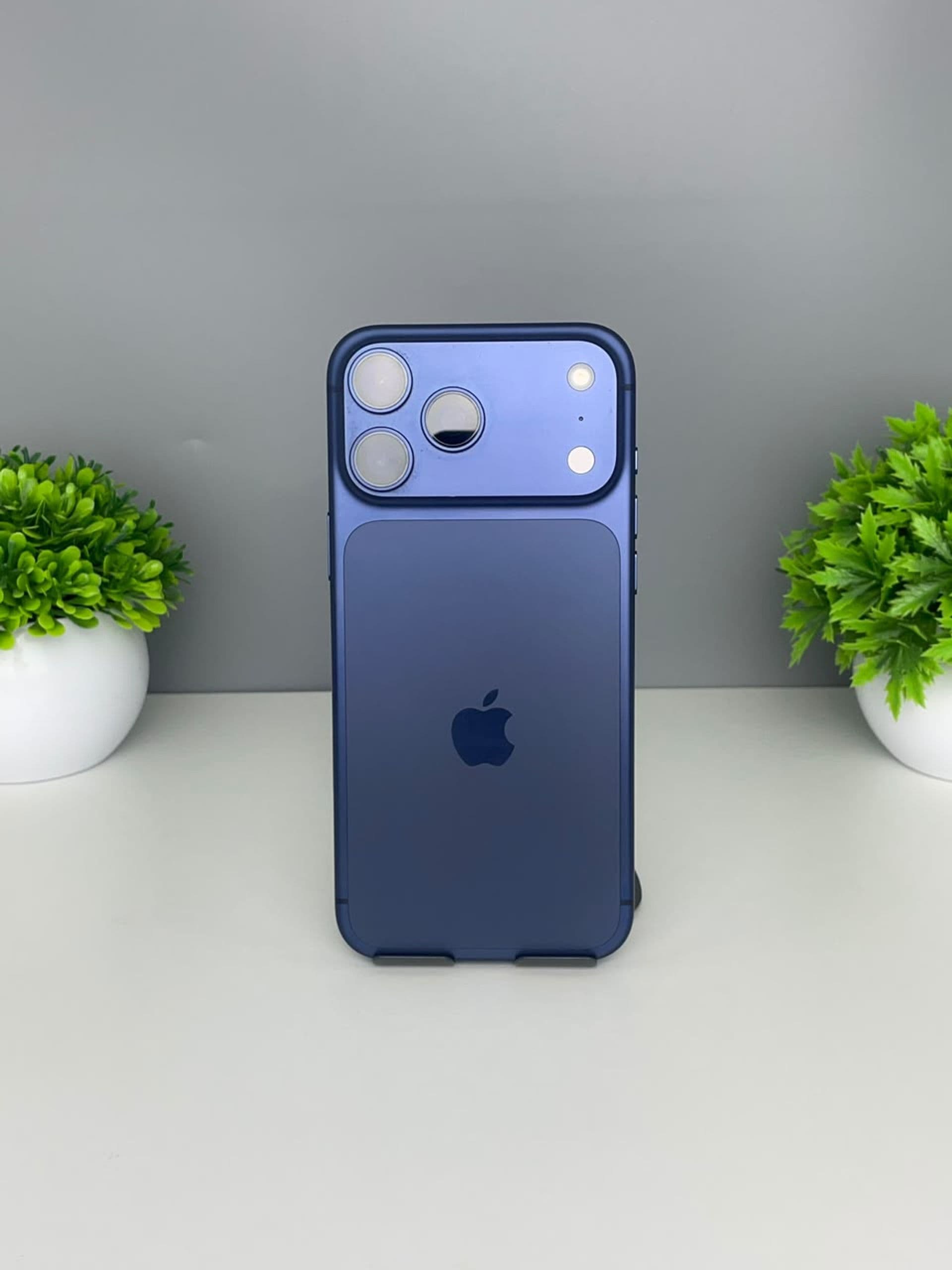 iPhone 17 Pro Max, 256 ГБ, Синий
