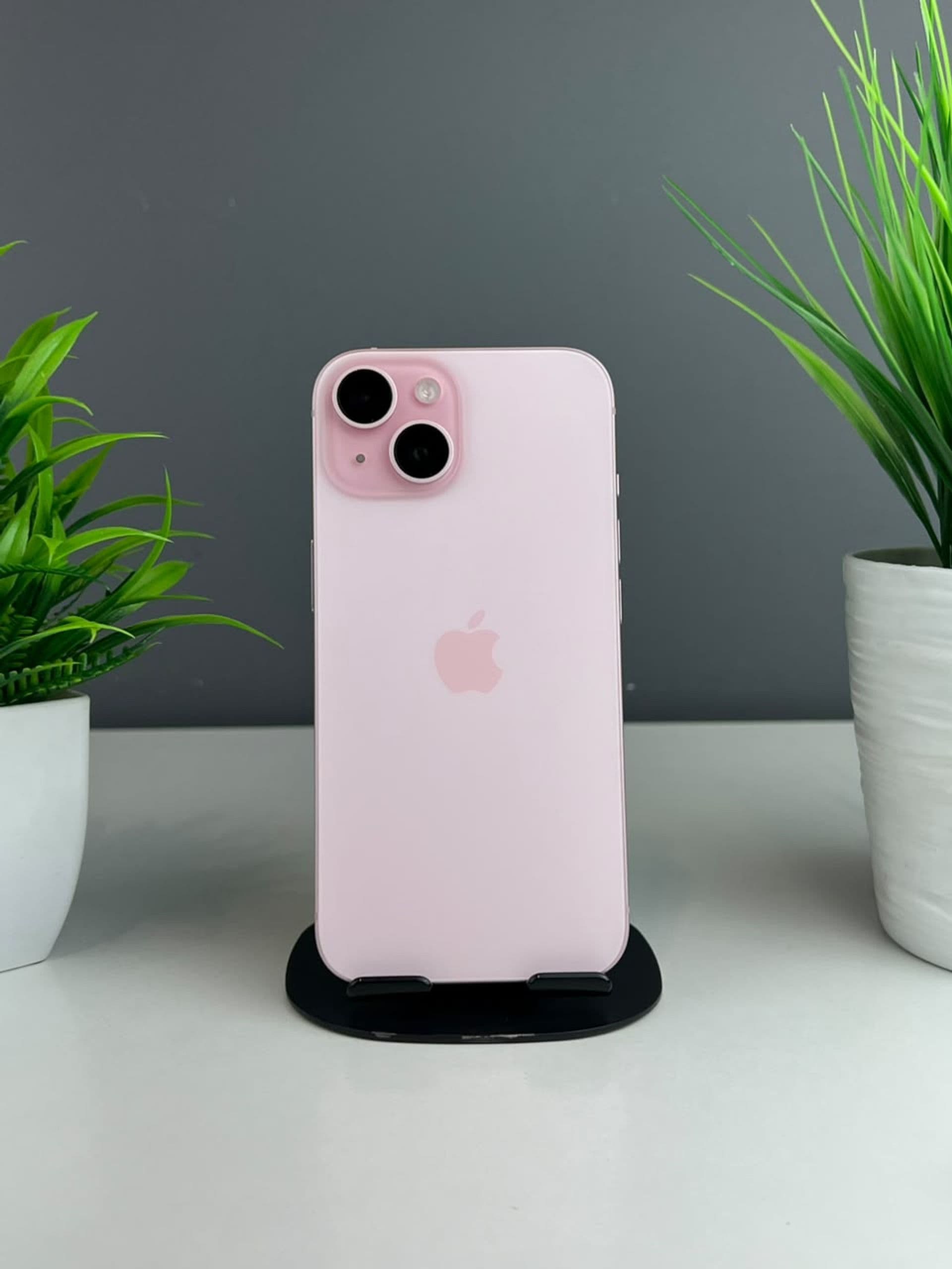 iPhone 15, 128 ГБ, Розовый