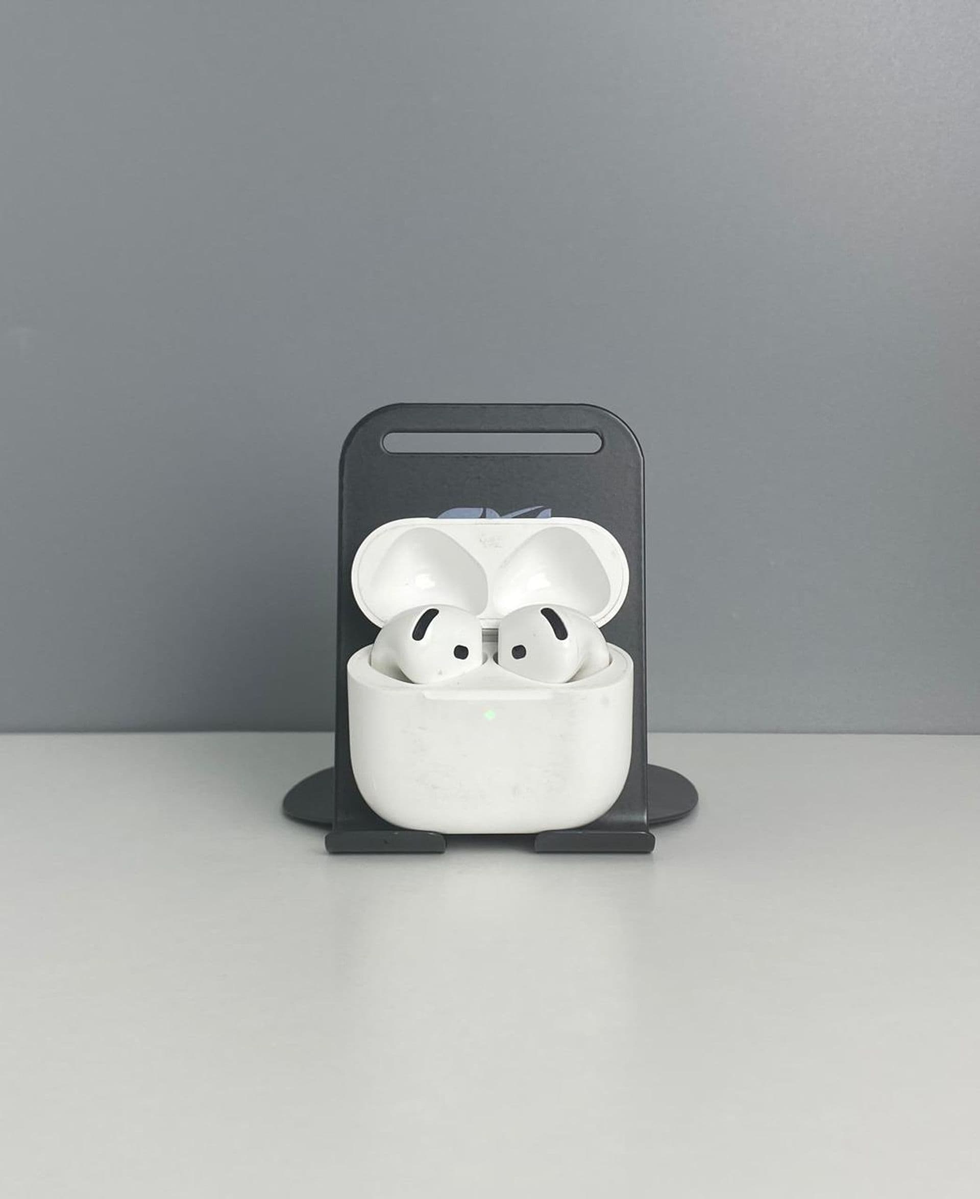 AirPods 4 series