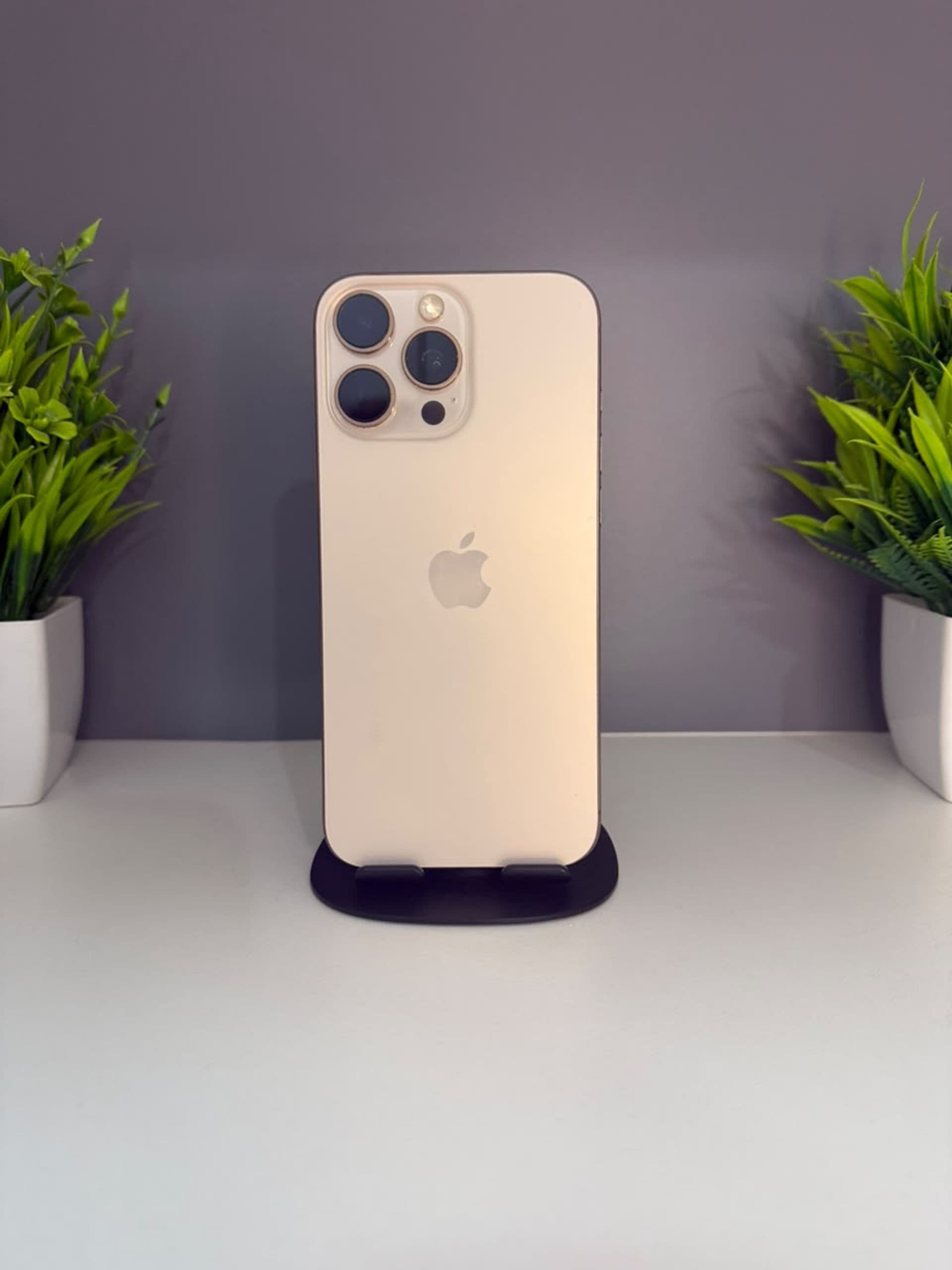 iPhone 16 Pro Max, 256 ГБ, Золотистый